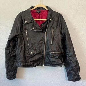 Love-tree Women's Black Jacket
